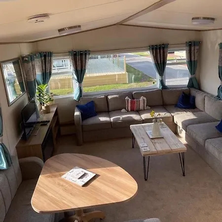 Beautiful District Rural Retreat 3 Bed Wifi - The Oakley Holiday park