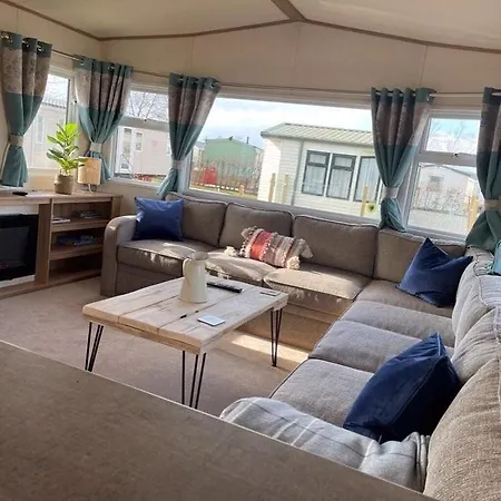 Beautiful District Rural Retreat 3 Bed Wifi - The Oakley *